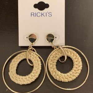 BOHO earrings NWT